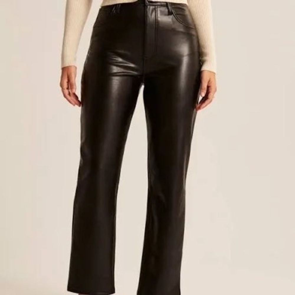 Abercrombie & Fitch Curve Love Vegan Leather Ankle Straight Pants Black 29/8